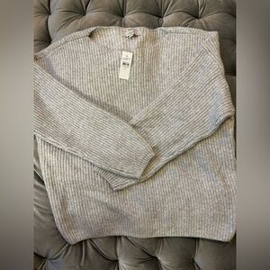 LOFT Women's Gray Crewneck Sweater